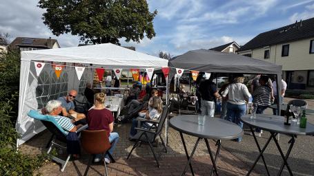 Foto 1 van 6 bij het verslag van Straat initiatief