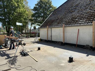 Start bouw overkapping