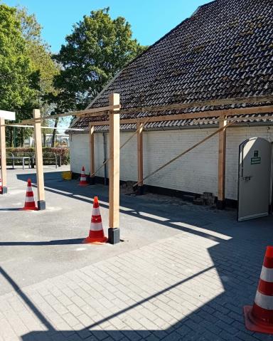 Vervolg bouw overkapping